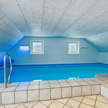 Holiday home Gorgeous In With Sauna *